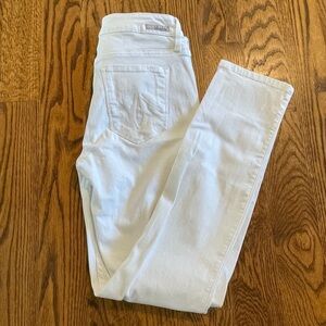 Level 99 white jeans size 28